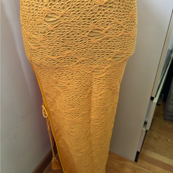 Yellow Lace Two-Piece Skirt Set - Picture 3 of 7